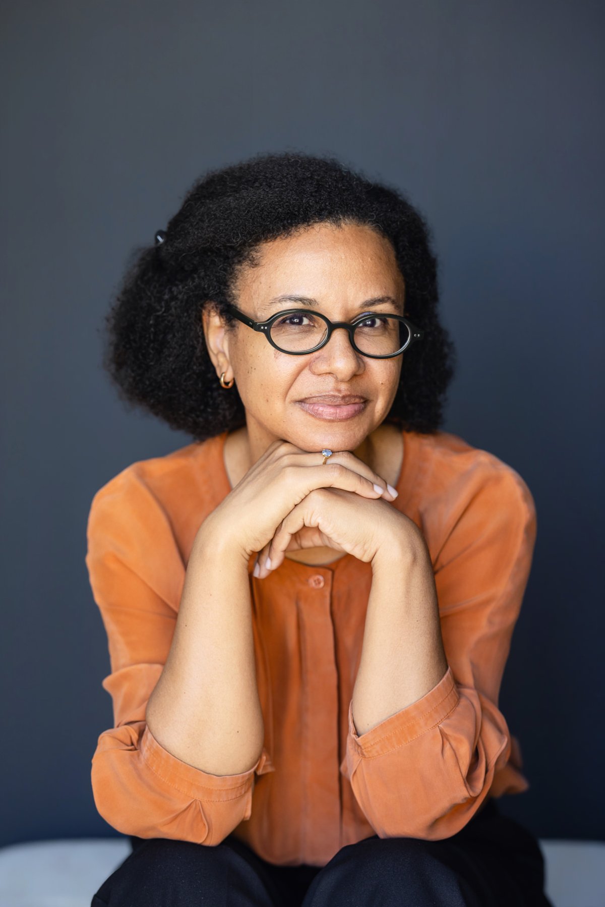 Vicky Adalbert, coach professionnelle certifiée pour femmes Portrait de Vicky Adalbert, coach professionnelle certifiée pour femmes